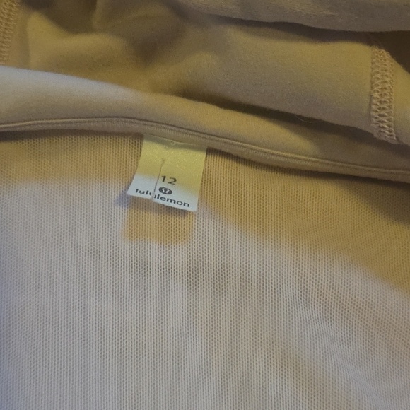 Lululemon Athletica Soft Pink Jacket - Picture 3 of 6